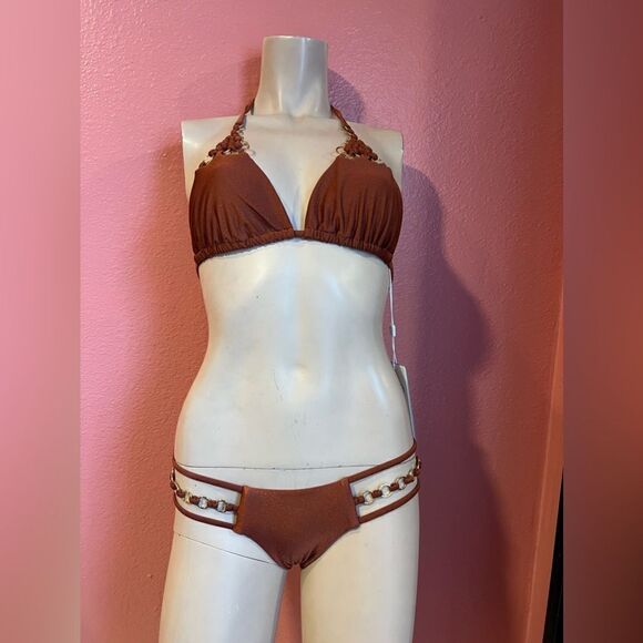 BEACH BUNNY IRELAND BIKINI SET!! - Picture 1 of 10